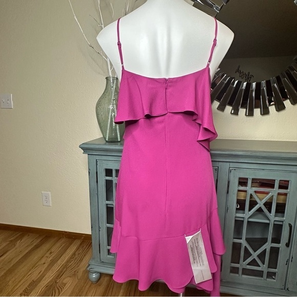 BCBG Maxazria easy cold shoulder asymmetrical hem Dress SZ 4 - Picture 3 of 13